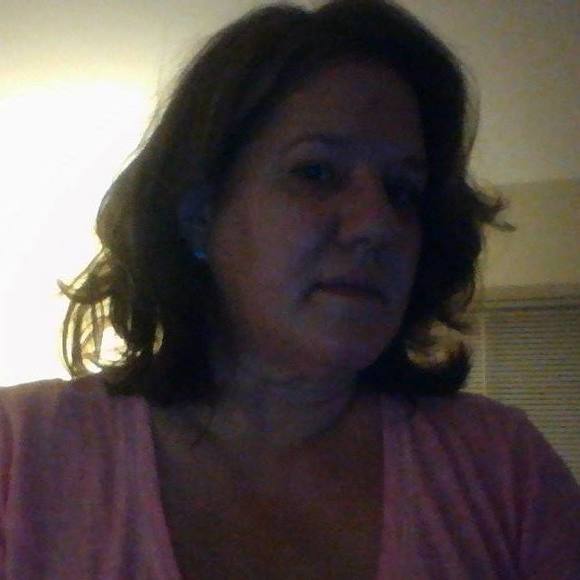 Meet your Posher, Sharon - Picture 1 of 1